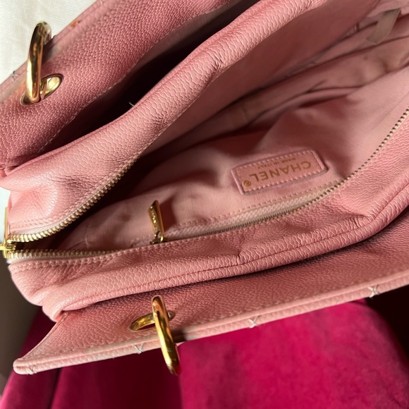 Gorgeous CHANEL bag - Picture 5 of 6